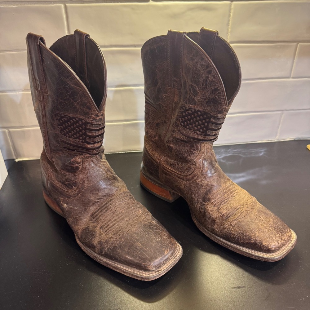 Ariat Western Boots Mens 9 D Brown Distressed Leather American Flag 10029699